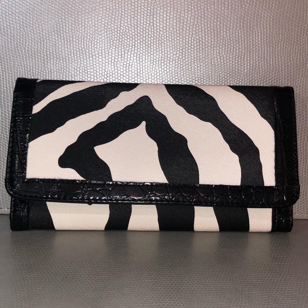 NWOT Zebra Wallet/Clutch 🦓